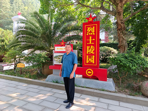 2025年7月15日四川省广元市苍溪县城东南3公里处陵江镇红军村红四方面军长征出发地烈士陵园_副本.jpg